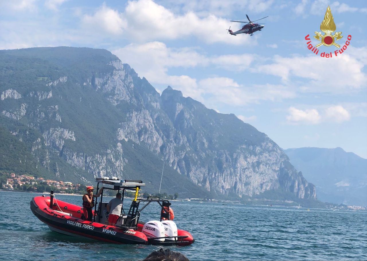 TRAGEDIA A ONNO: ANNEGA UN RAGAZZO DI 32 ANNI