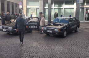 auto moto storiche carabinieri piazza lecco