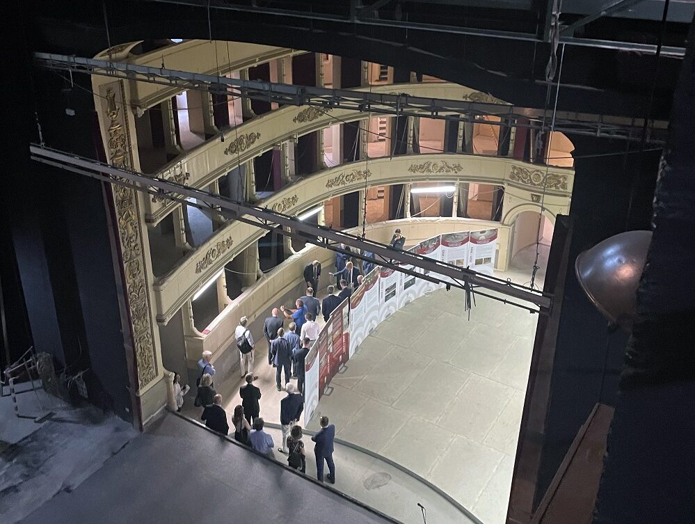TEATRO DELLA SOCIETÀ, IN DUE ORE TUTTO ESAURITO