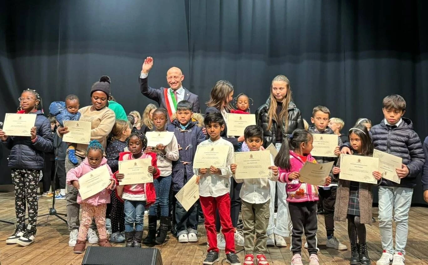 LECCO, SI RACCOLGONO LE DOMANDE PER IL CONFERIMENTO DELLE CITTADINANZE CIVICHE