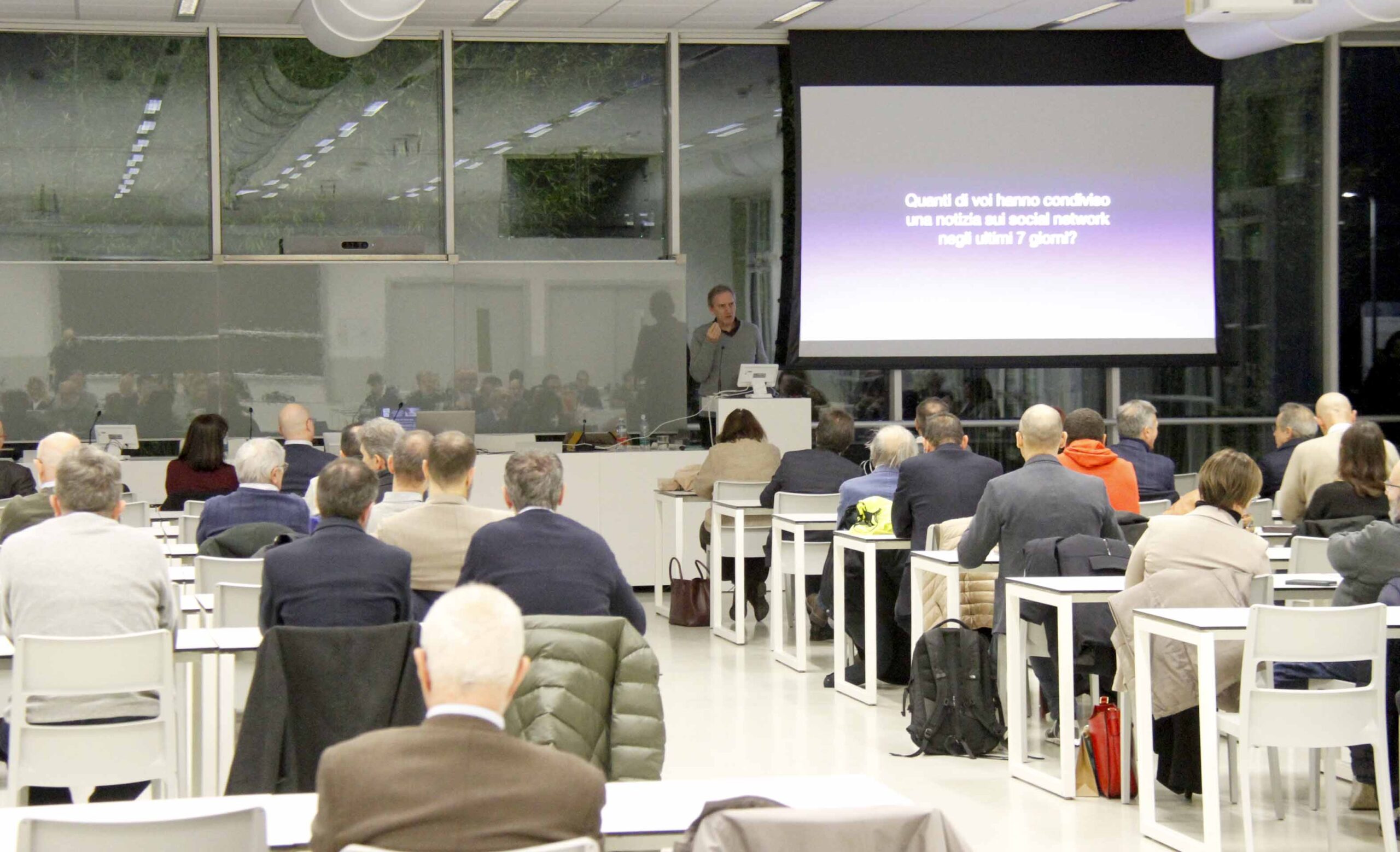 GRANDE SUCCESSO PER “VERO O FALSO? LA CRISI DELLA VERITÀ NELLA SCIENZA E NEI MEDIA”