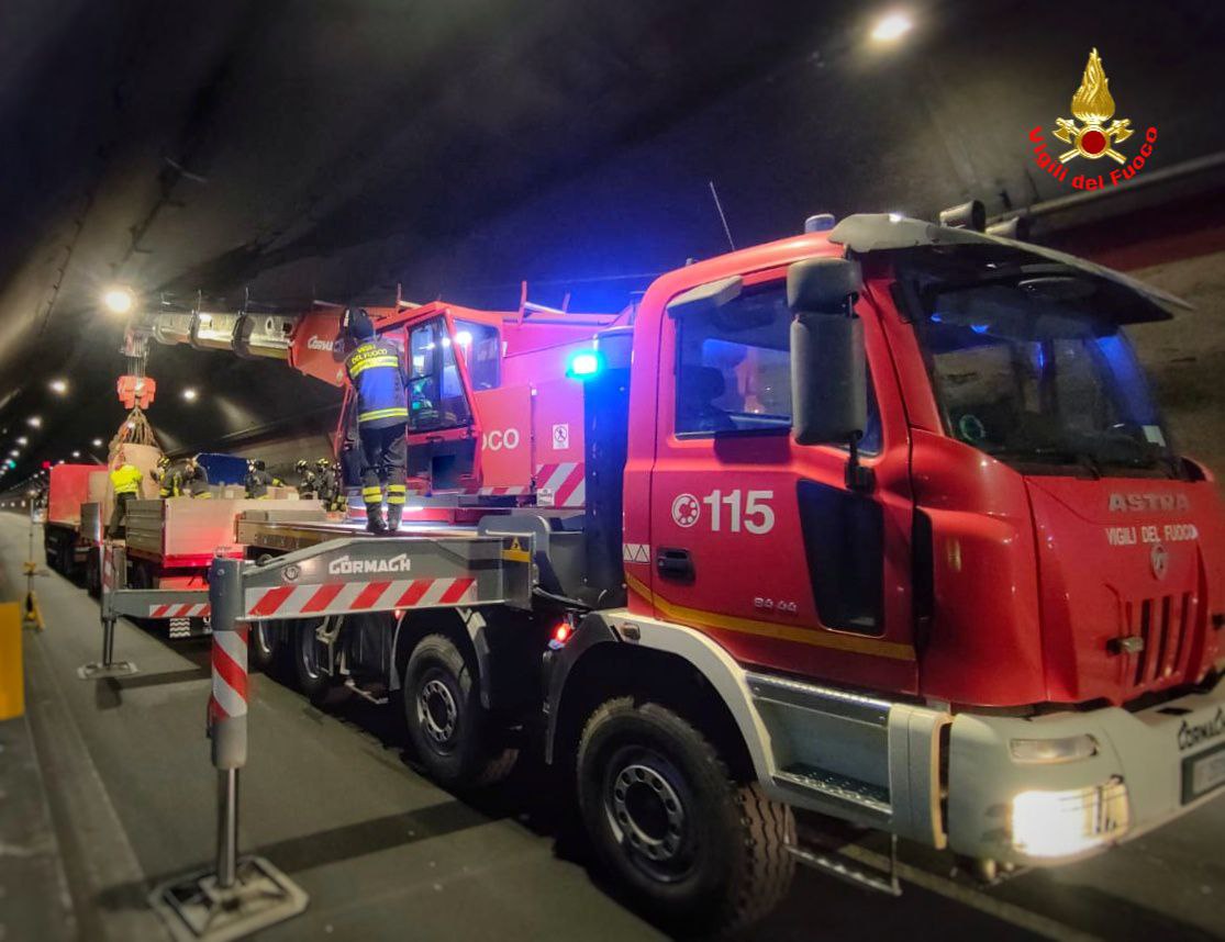 CITTA’ BLOCCATA DAGLI INCIDENTI CODE INTERMINABILI OVUNQUE