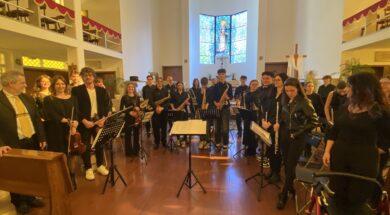 Orchestra Stoppani in musica co in direttori