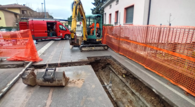 fOTO LAVORI LARIO RETI HOLDING MERATE