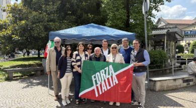 gazebo Forza Italia Lecco