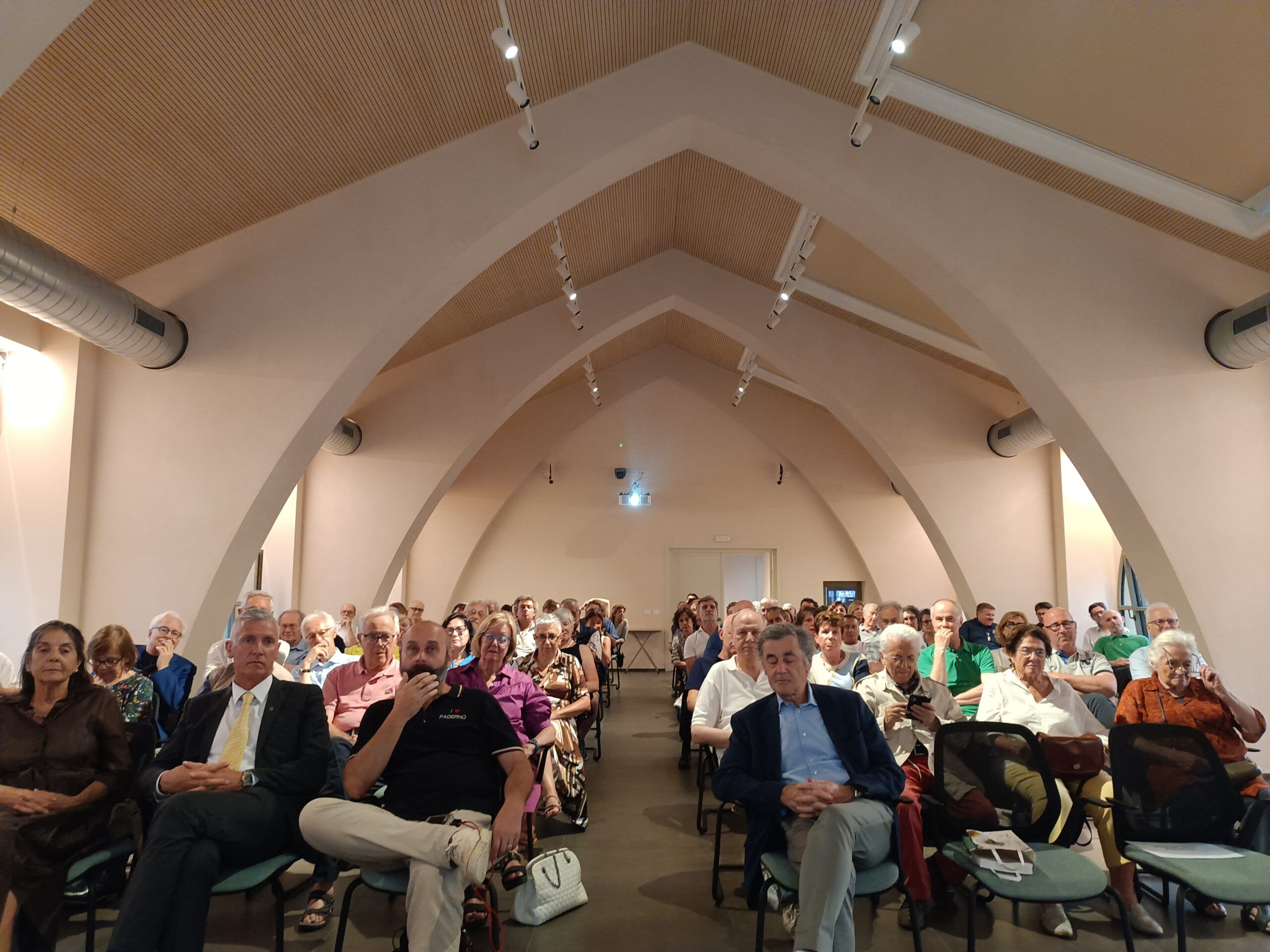 GRANDE SUCCESSO PER LA SERATA “ALL’OPERA” INSIEME AD ARCHIVI PER LECCO