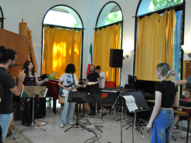 Modern Music Summer Camp, Villa Gomes