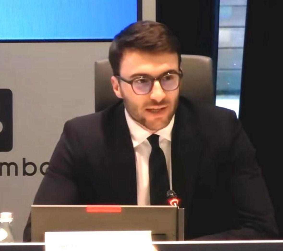 REGAZZONI RISPONDE A PIAZZA: “OK AL CONFRONTO, MA SENZA GETTARE FANGO”