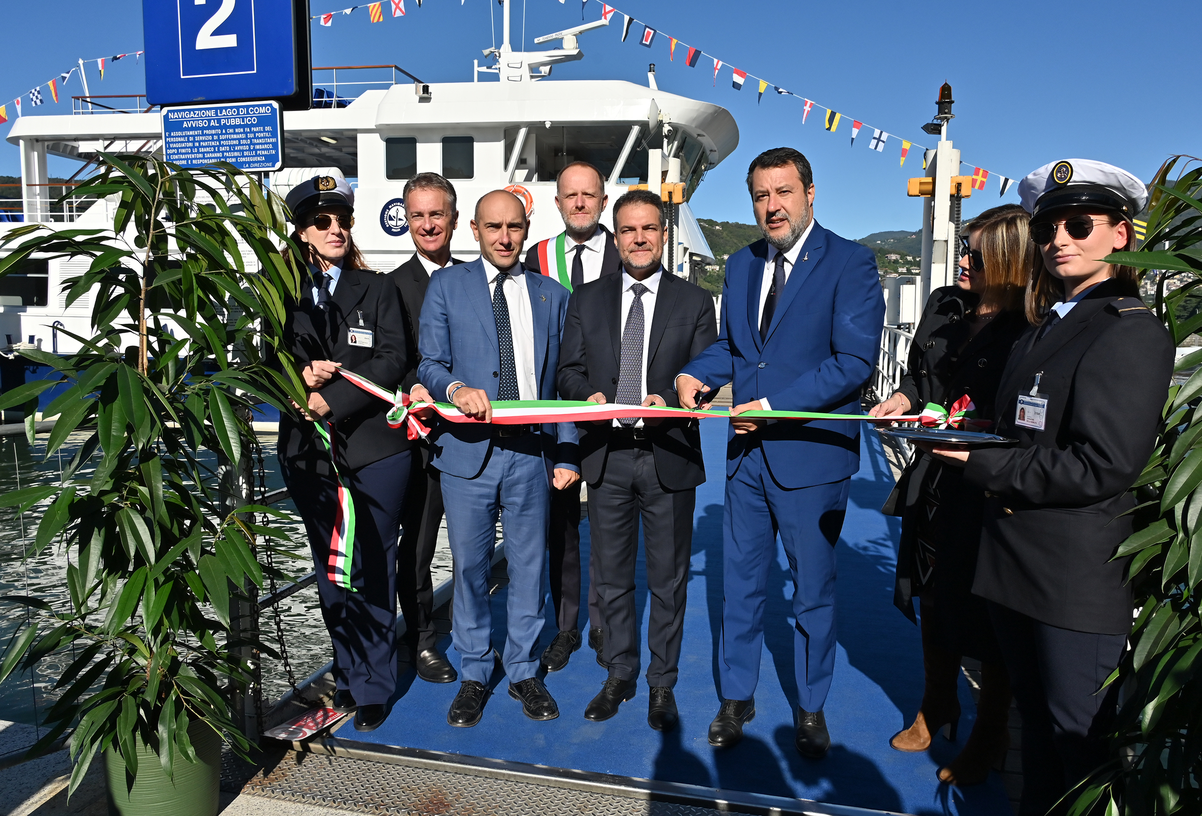 INAUGURATA LA NUOVA MOTONAVE “AMBROSIANA”, DA OGGI OPERATIVA SUL LAGO