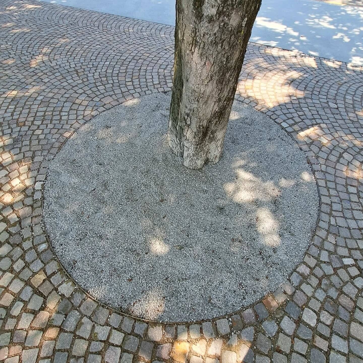 CONTINUANO I LAVORI DI RIQUALIFICAZIONE DEL LUNGOLAGO