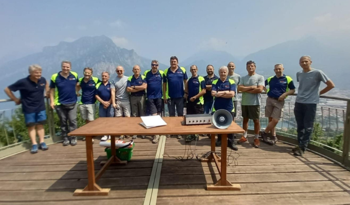 TECNICI RADIO, 50 ANNI DI SEGNALE E PASSIONE