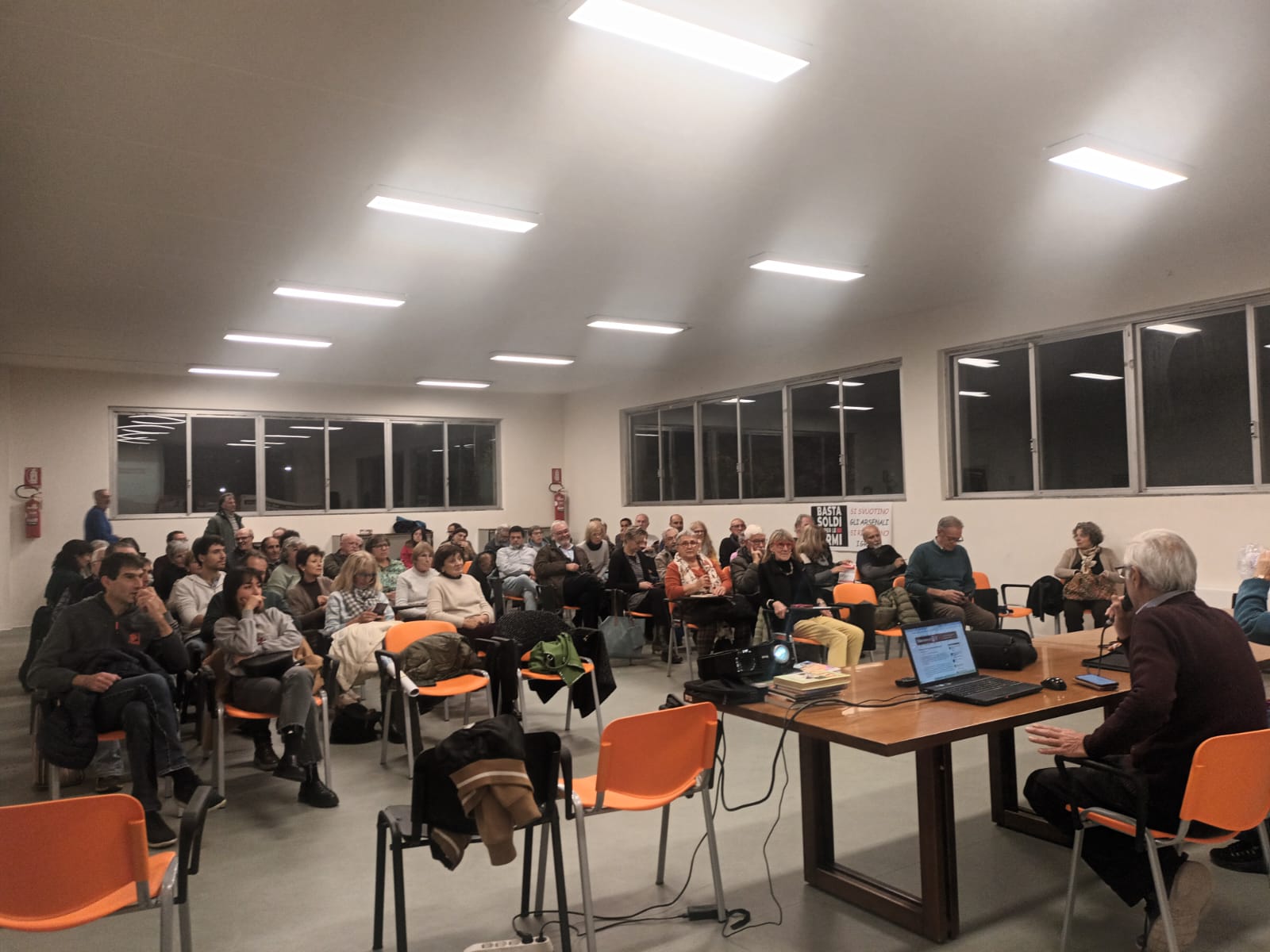 LA “TAVOLA LECCHESE PER LA PACE” CONTRO L’AUMENTO DELLE SPESE MILITARI