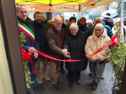 taglio nastro
