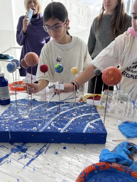 NUOVI LABORATORI SCIENTIFICI PER I PIÙ PICCOLI A LECCO