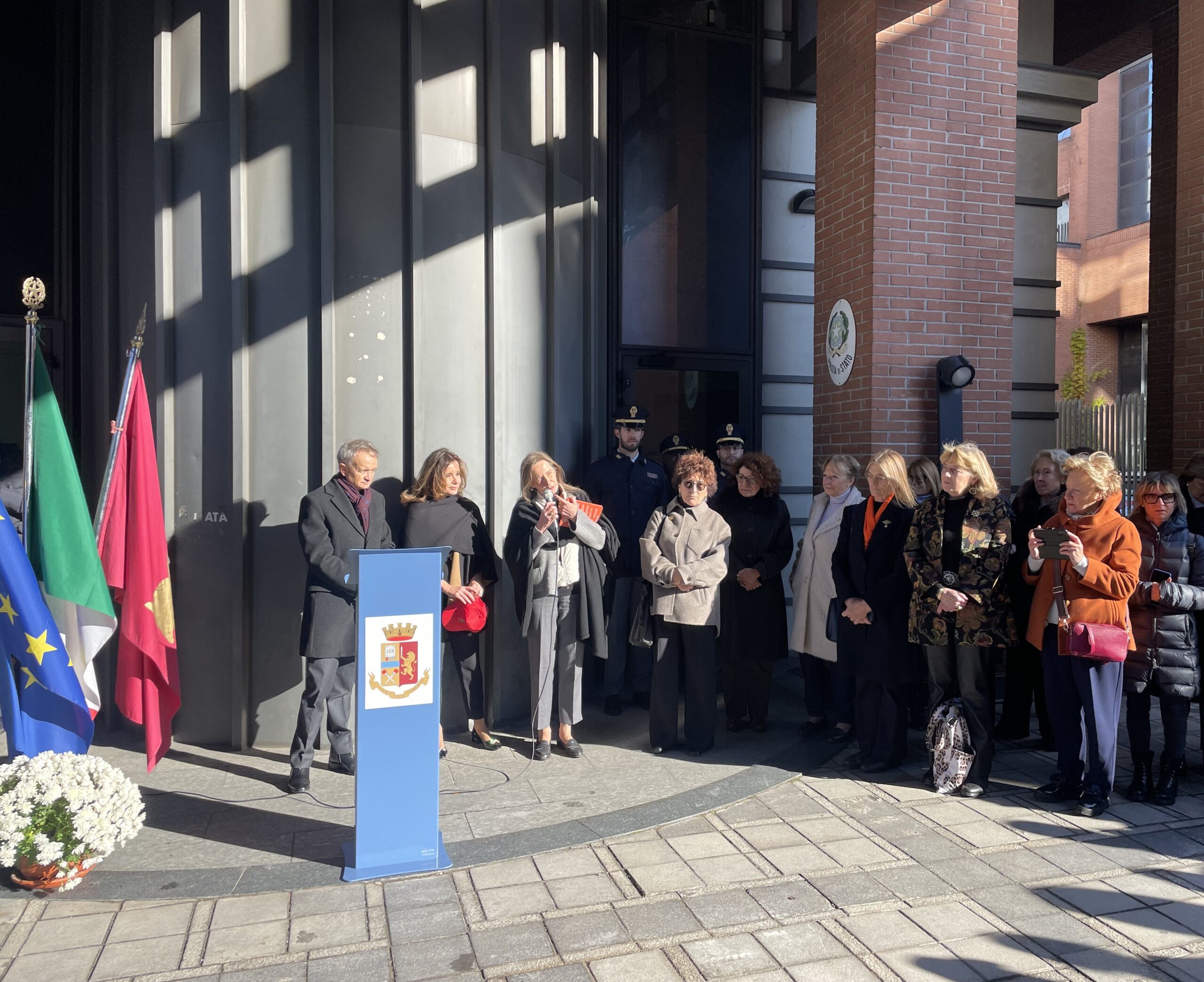 I BAMBINI DELLA DE AMICIS PROTAGONISTI DEL 25 NOVEMBRE