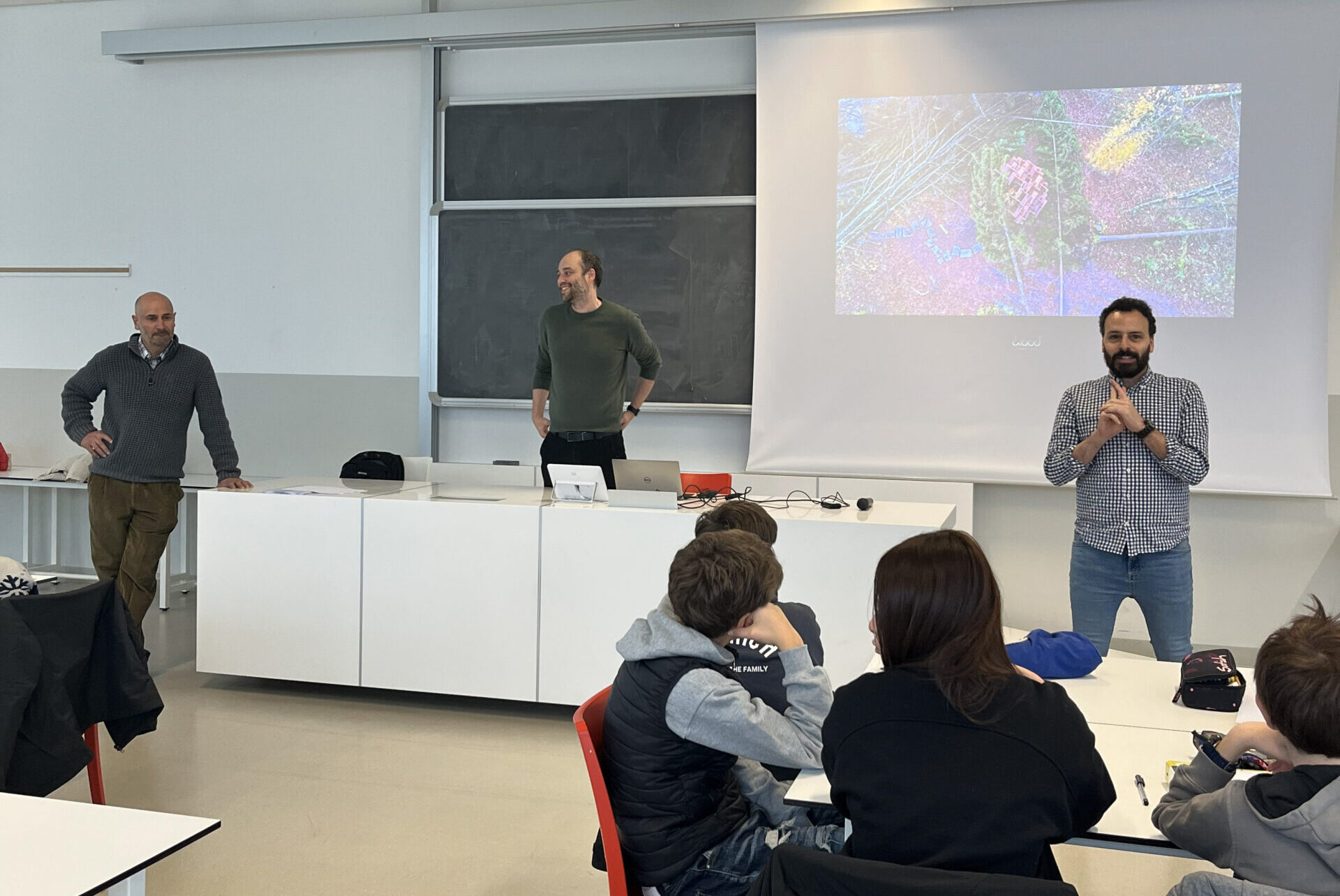 POLISTEM, PRIMO LABORATORIO DEDICATO ALLE SCUOLE MEDIE