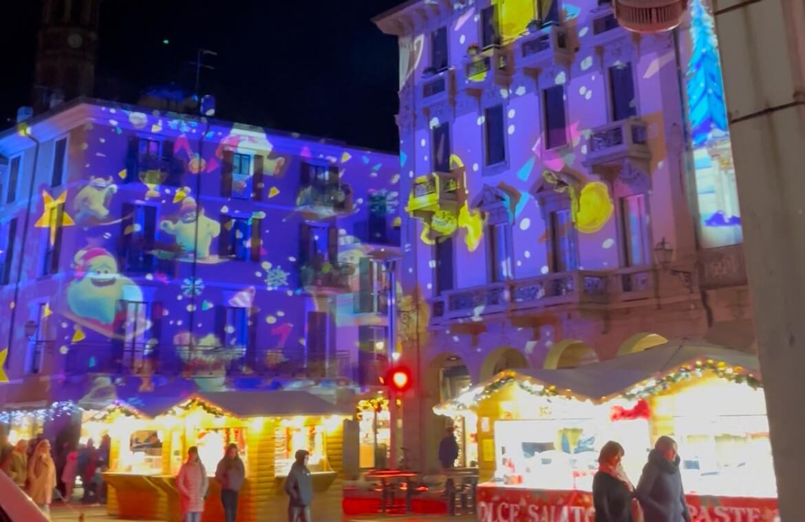 LUCI SU LECCO: UN MILIONE DI VISITATORI