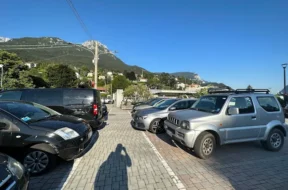 mandello parcheggio