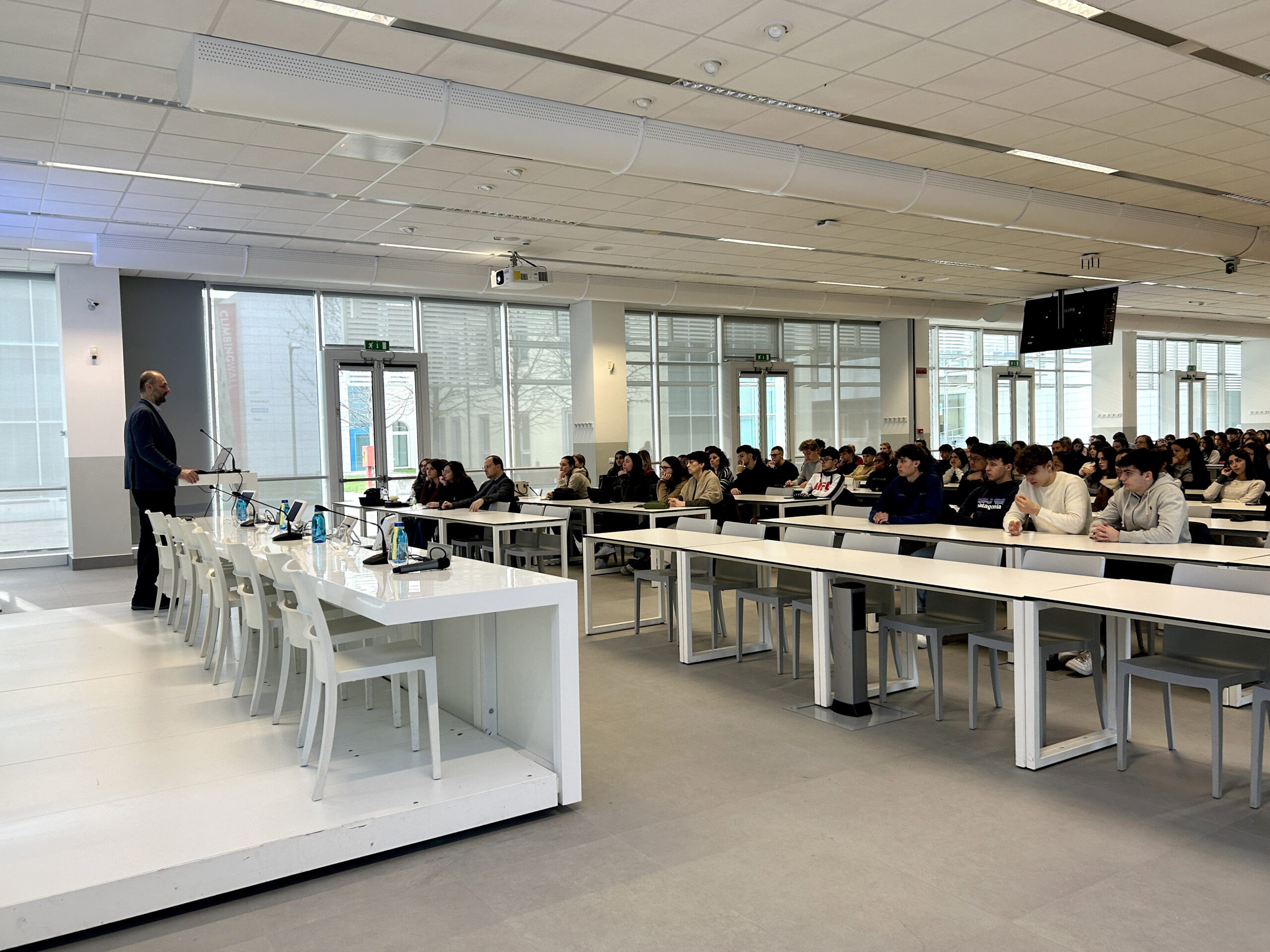 GRANDE PARTICIPAZIONE AGLI OPEN DAY 2026 DEL POLO TERRITORIALE DI LECCO