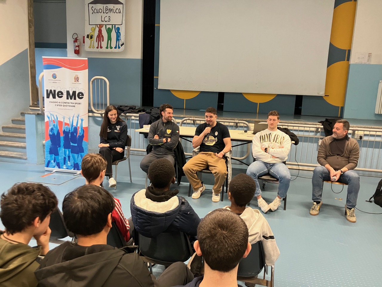 WE ME – VIAGGIO AI CONFINI TRA SPORT E SFIDE QUOTIDIANE FA TAPPA A LECCO ALLA SCUOLA MEDIA ANTONIO STOPPANI