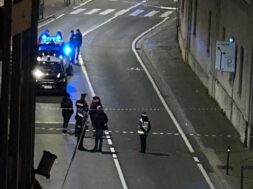 Lecco centro accoltellamento