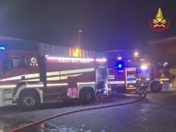 Vigili del fuoco a colico (seval)