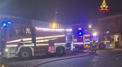 Vigili del fuoco a colico (seval)