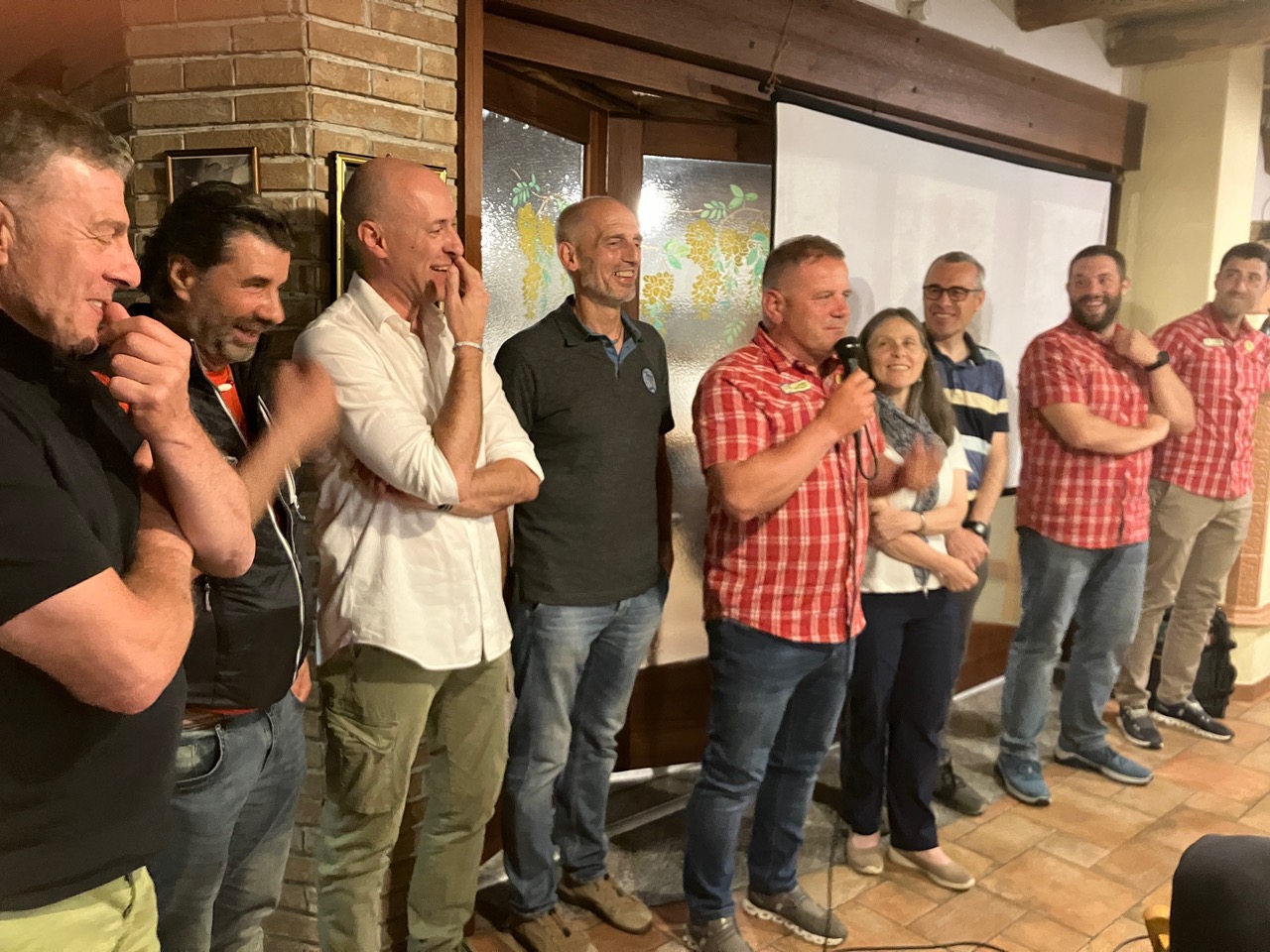 IL CORPO NAZIONALE SOCCORSO ALPINO E SPELEOLOGICO DELLA STAZIONE VALSASSINA E VALVARRONE SI RACCONTA A PRIMALUNA OSPITE DEL PANATHLON CLUB LECCO.