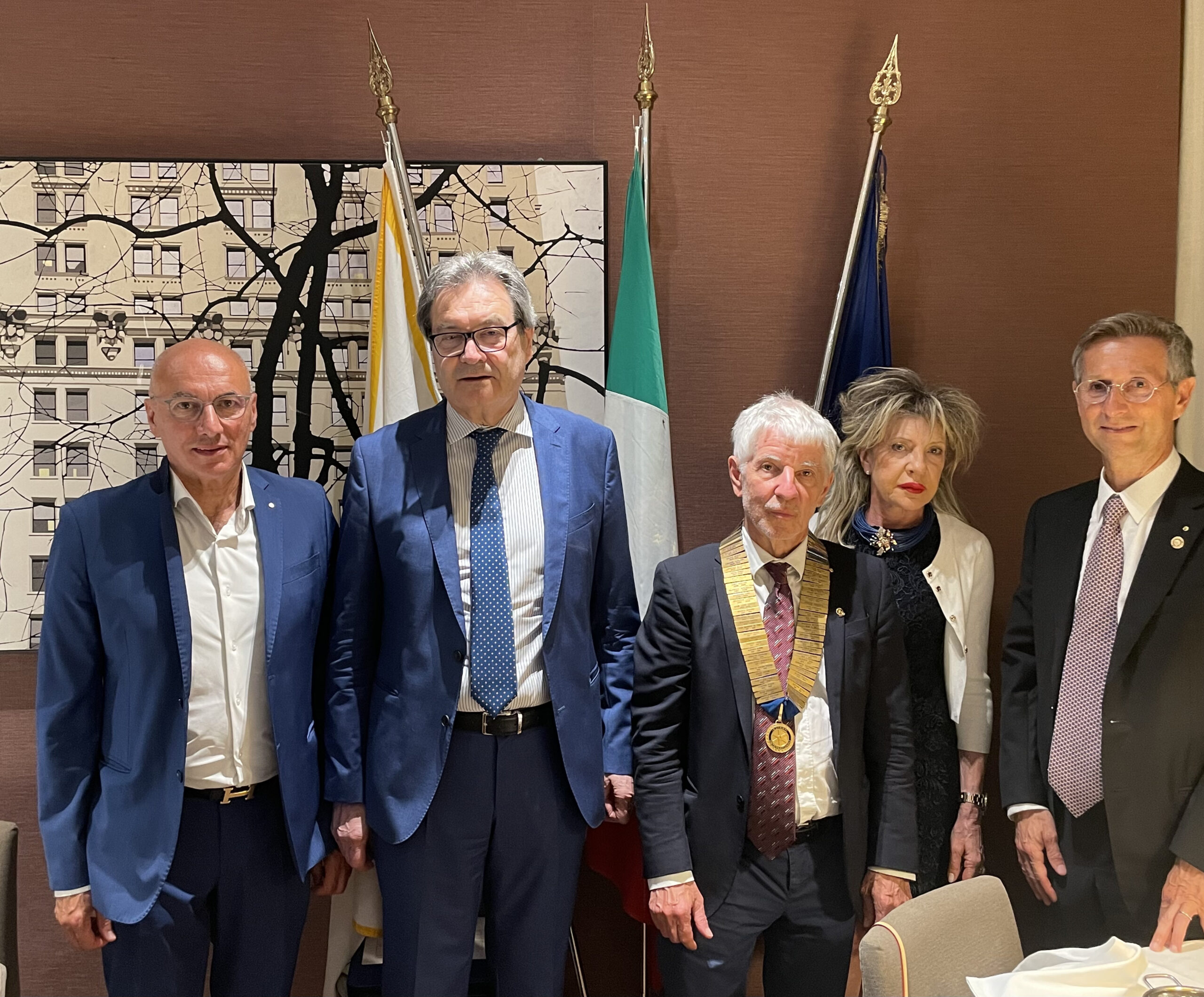 AL ROTARY CLUB DI LECCO MASSIMO DELL’ORO PRENDE IL TESTIMONE DA PAOLO VANINI