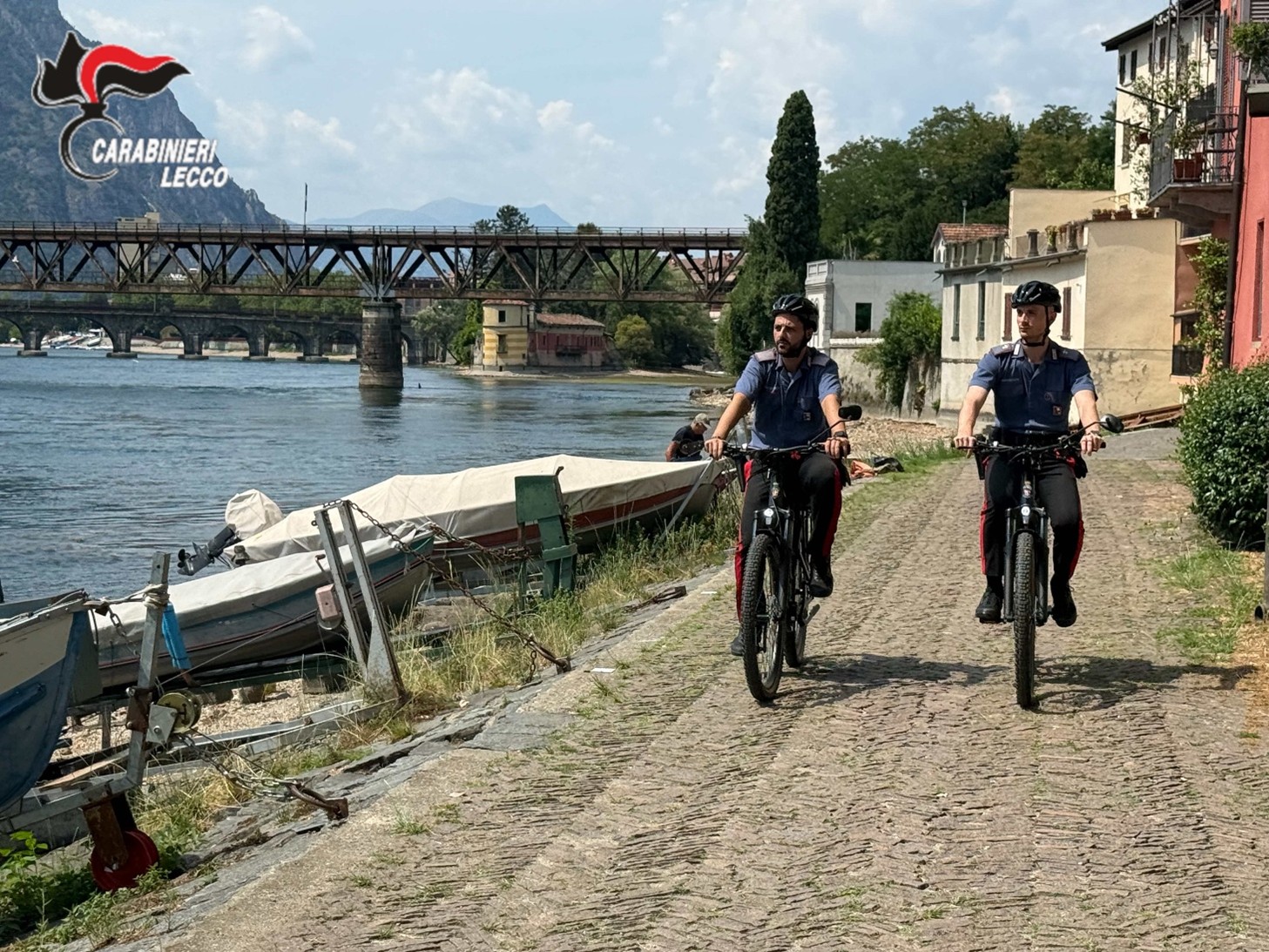 PRIMI RISULTATI DEI CARABINIERI IN E-BIKE – SEQUESTRATI OLTRE 5 GRAMMI DI DROGA