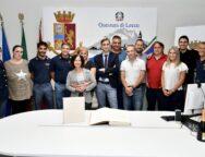 il Vicario dott. Luca Rocco con il personale della Questura di Lecco
