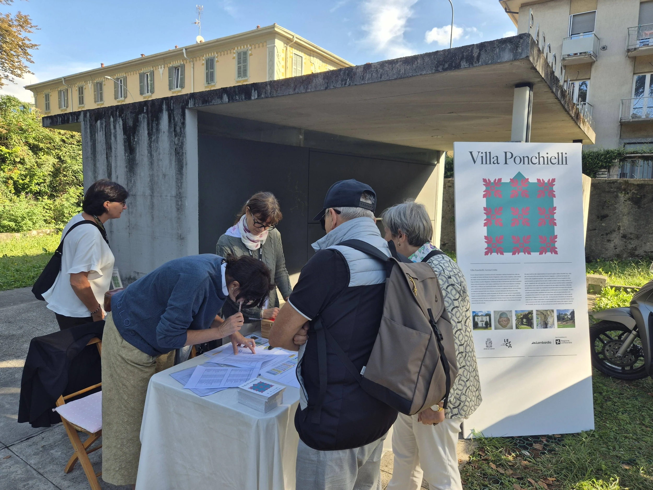 LECCO SCAPIGLIATA, SUCCESSO PER IL PRIMO FINE SETTIMANA: OLTRE 1.600 VISITATORI NELLE TRE VILLE
