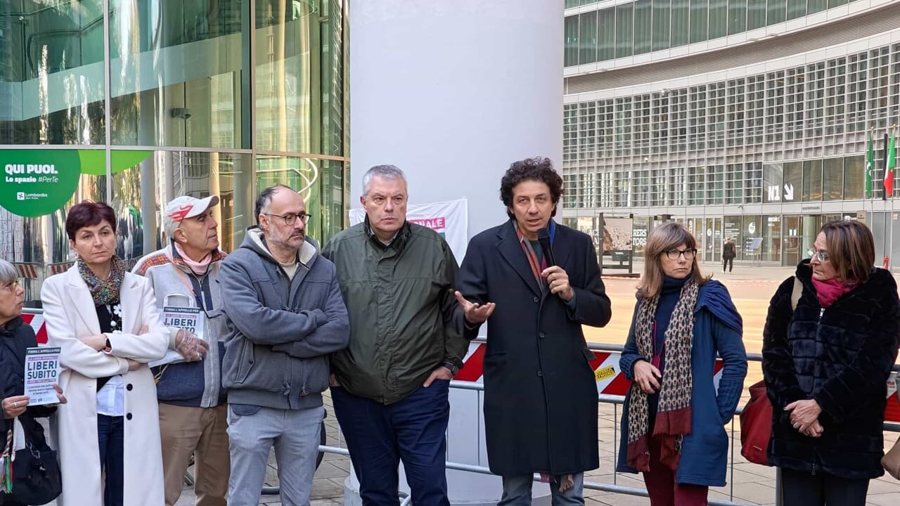 PMA PER TUTTE, RACCOLTA FIRME NEL LECCHESE: GAZEBO A LECCO E OGGIONO