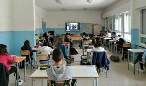 Scuola 3-2-9