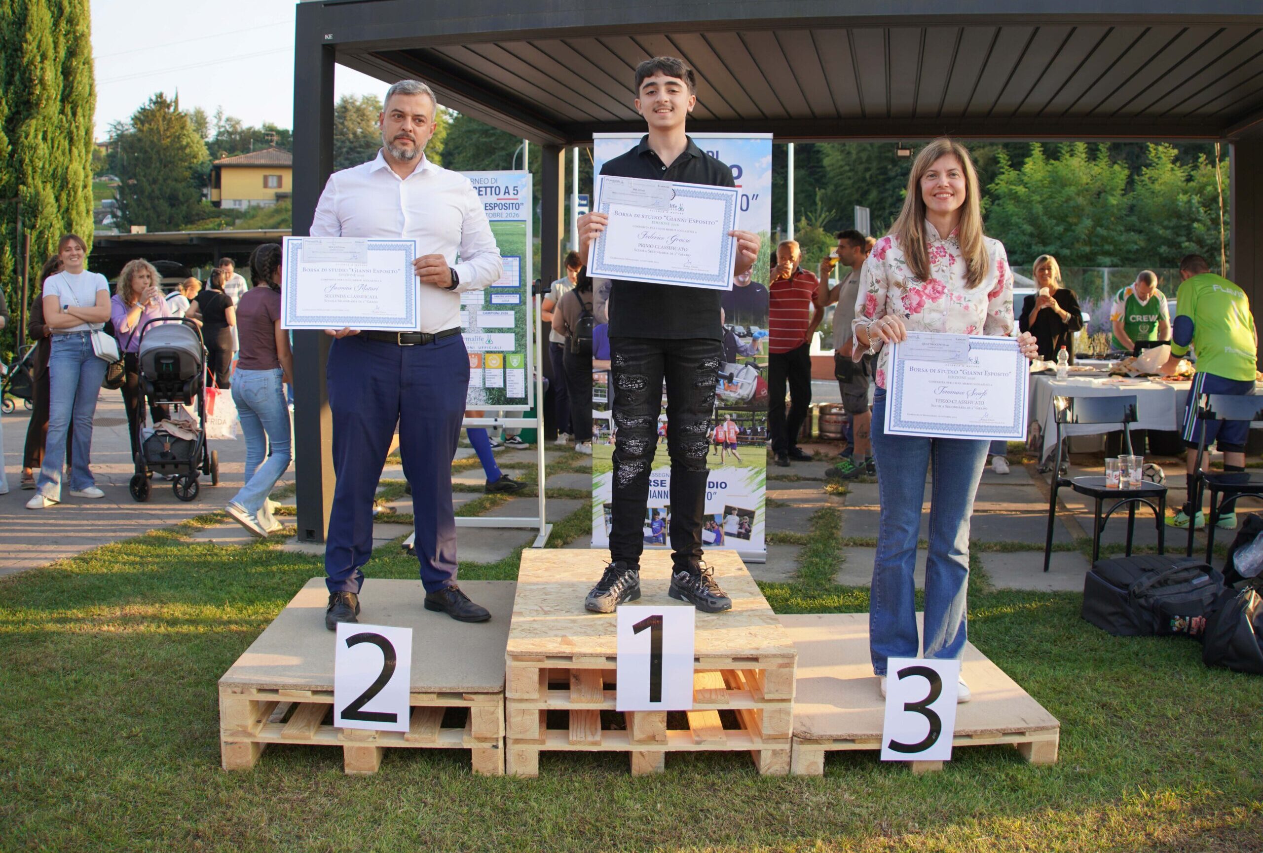 PHARMALIFE RESEARCH, PREMIATI I FIGLI DEI DIPENDENTI: NOVE BORSE DI STUDIO NEL RICORDO DI GIANNI ESPOSITO