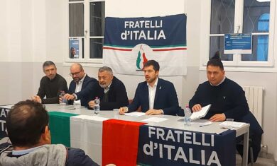 fratelli d’italia mandello3