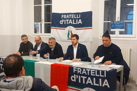 fratelli d’italia mandello3
